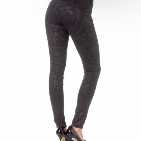 Silver Jeans W30 L31 Super Skinny Floral Brocade Black Mob Wife Embroidered Pant - Picture 2 of 14